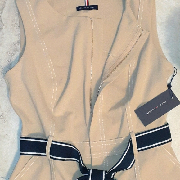 Tommy Hilfiger sleeveless scuba crepe front zipper - Picture 4 of 8